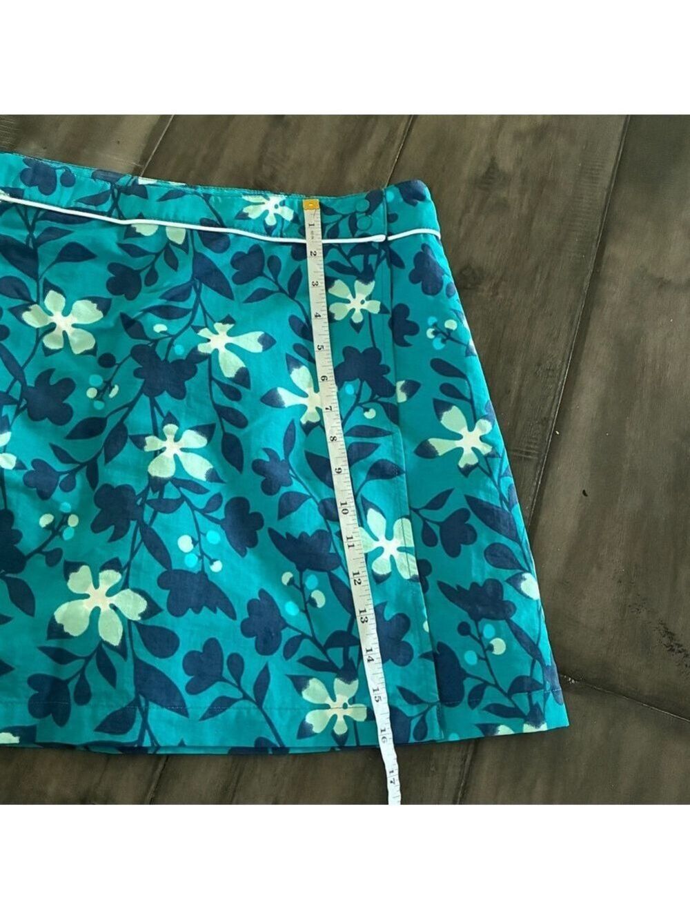 Patagonia Button Out Boardie Wrap Skort in Gypsy Blue Floral - Size 12 - Picture 9 of 10